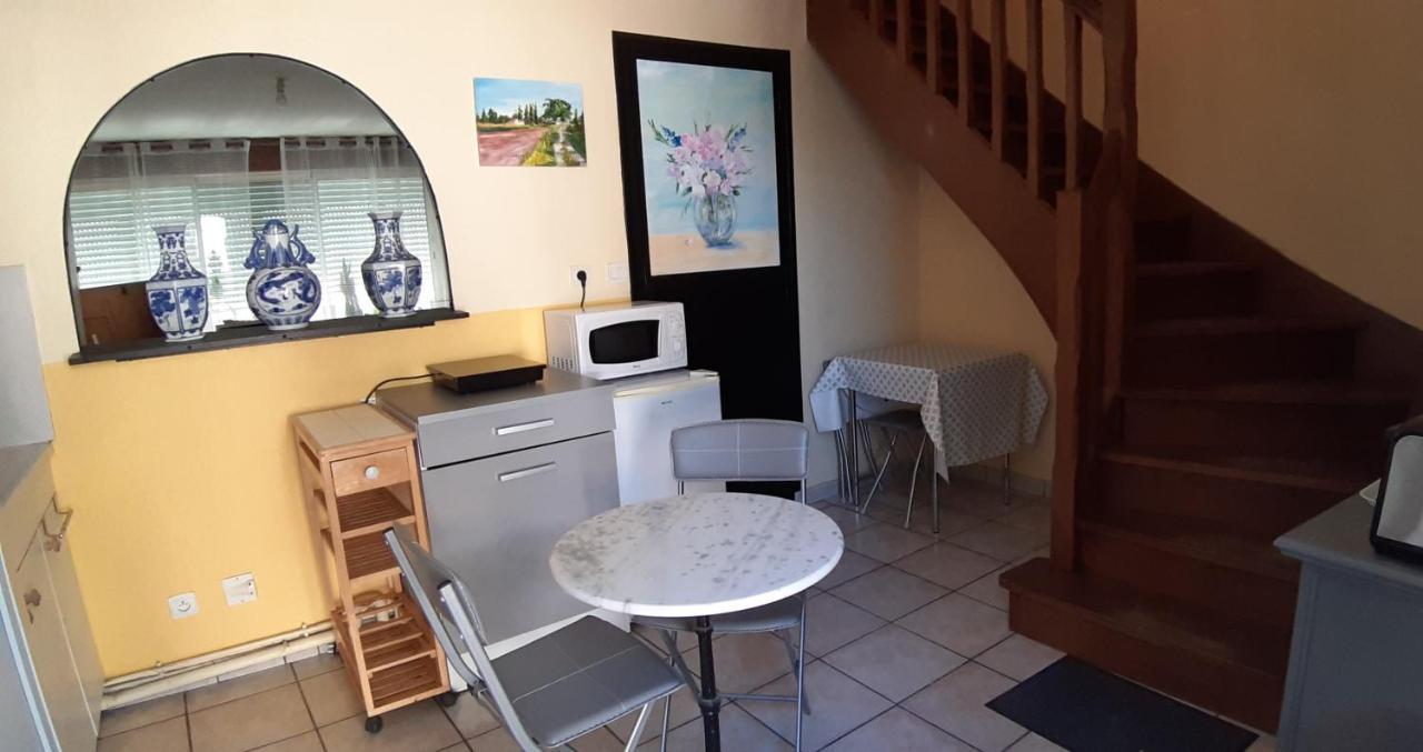 Le Gite De L'Atelier Lailly-en-Val Exterior photo